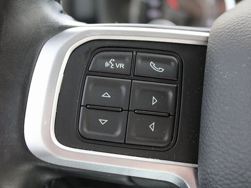 Used 2019 RAM 2500 Big Horn image 29