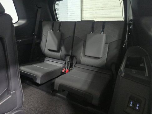 Used 2024 Lexus GX 550 image 17