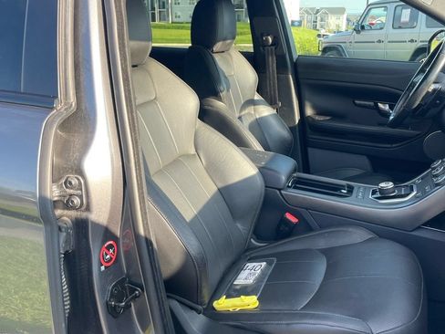 Used 2018 Land Rover Range Rover Evoque SE Premium AWD/4WD image 13