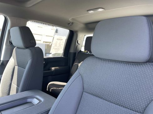 New 2026 GMC Sierra 2500 Pro w/ Convenience Package image 19