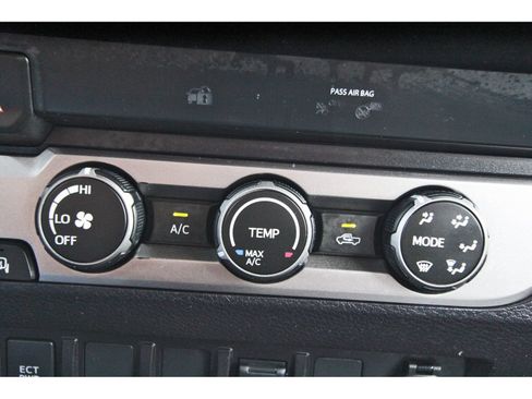 Used 2021 Toyota Tacoma SR w/ SR Convenience Package RWD image 26