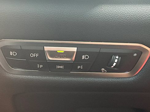 Used 2021 BMW X5 xDrive40i w/ Premium Package AWD/4WD image 30