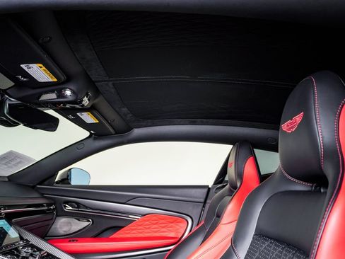 Used 2024 Aston Martin DB12 Coupe RWD image 22