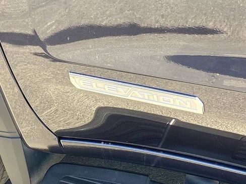 Used 2023 GMC Sierra 1500 Elevation image 27