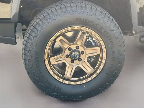 Used 2021 Chevrolet Colorado ZR2 AWD/4WD image 30