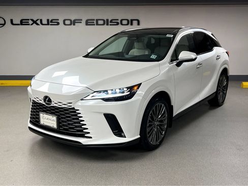 Certified 2025 Lexus RX 450h AWD w/ Convenience Package image 3