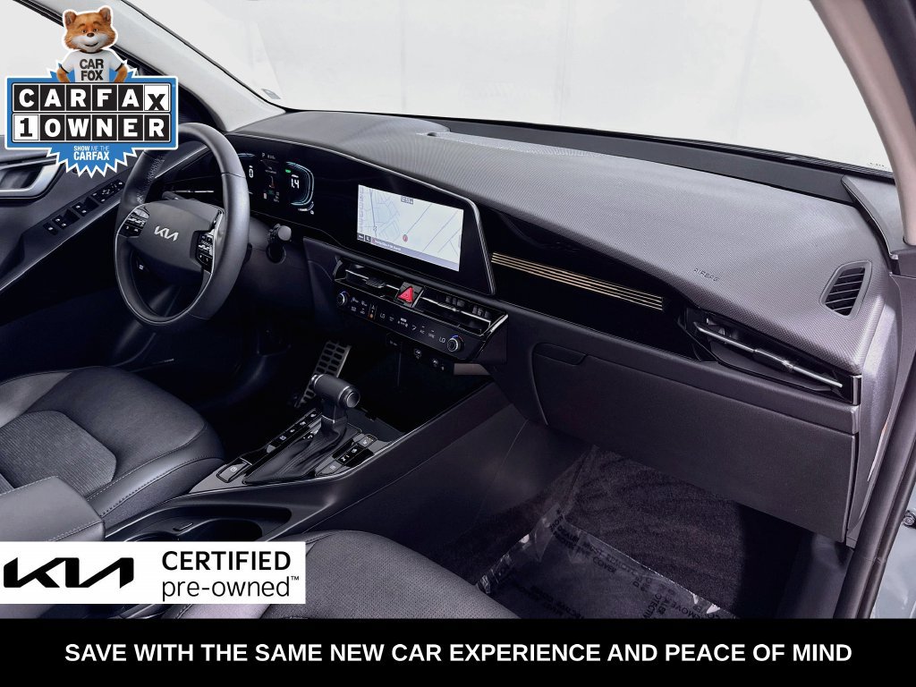 Used 2025 Kia Niro SX Touring FWD image 37
