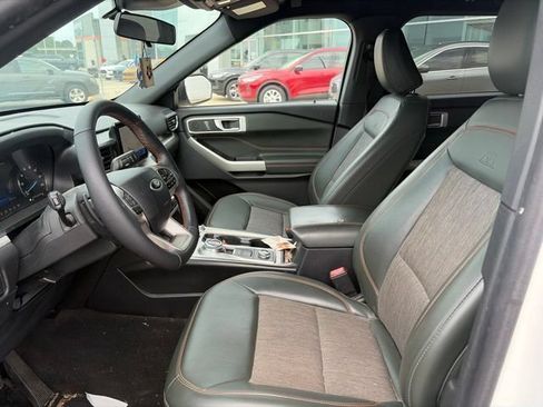 Used 2022 Ford Explorer Timberline AWD/4WD image 9