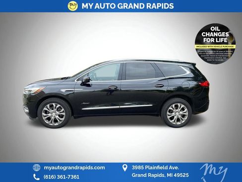 Used 2021 Buick Enclave Avenir w/ Avenir Technology Package image 4