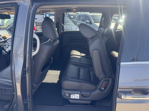 Used 2012 Honda Odyssey Touring image 16
