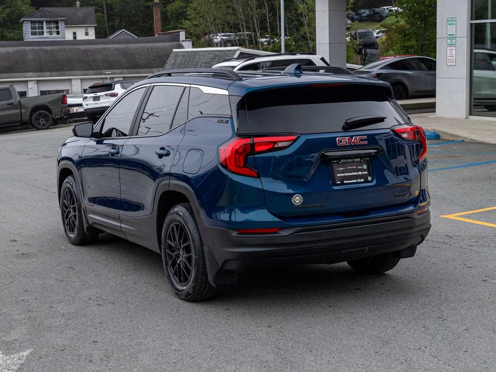 Used 2021 GMC Terrain SLE w/ Driver Convenience Package AWD/4WD image 6