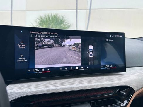Used 2025 BMW 330i Sedan RWD image 24