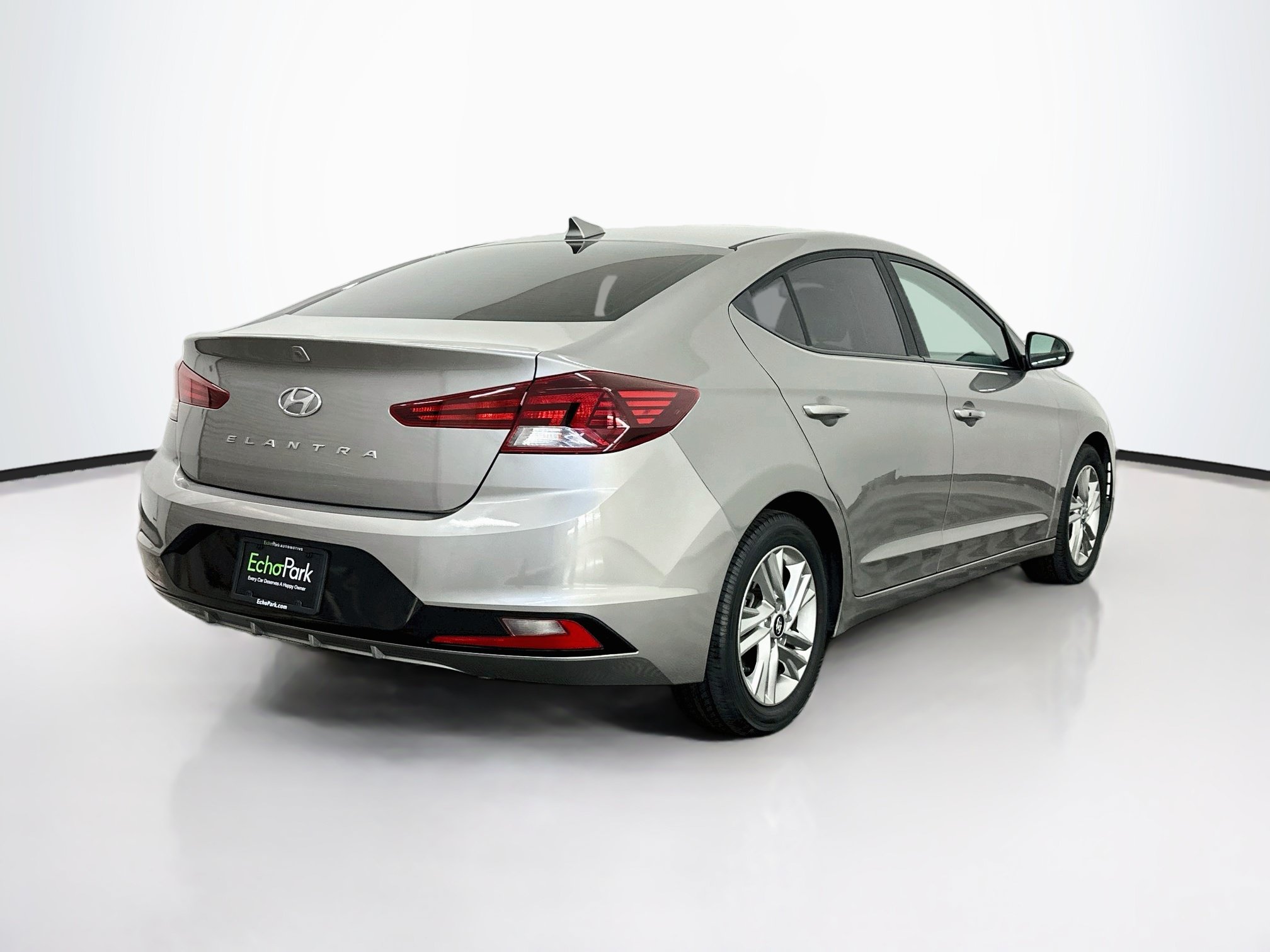 Used 2020 Hyundai Elantra Value Edition FWD image 9