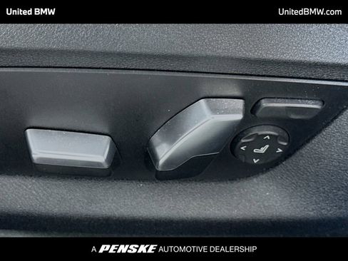 Used 2023 BMW 530i w/ Premium Package RWD image 4