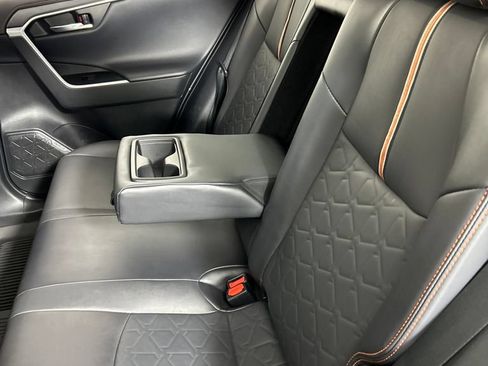 Used 2022 Toyota RAV4 Adventure AWD/4WD image 17