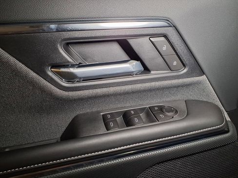 Used 2026 GMC Sierra EV Elevation image 14