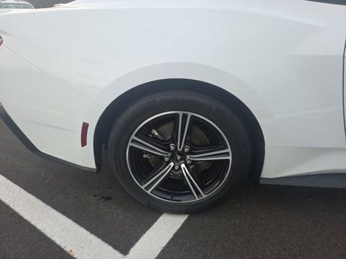 Used 2025 Ford Mustang Premium RWD image 11