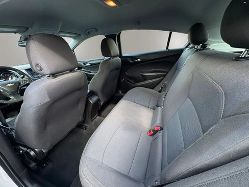 Used 2019 Chevrolet Cruze LS w/ LS Convenience Package FWD image 12