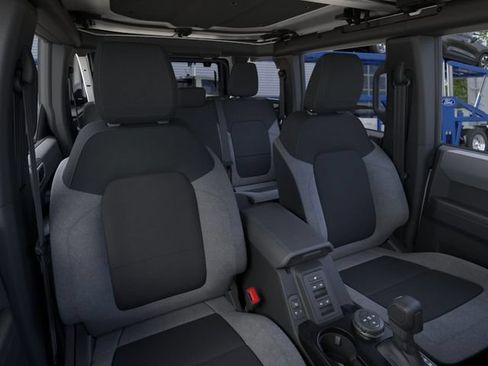 New 2026 Ford Bronco Big Bend w/ Black Appearance Package AWD/4WD image 10