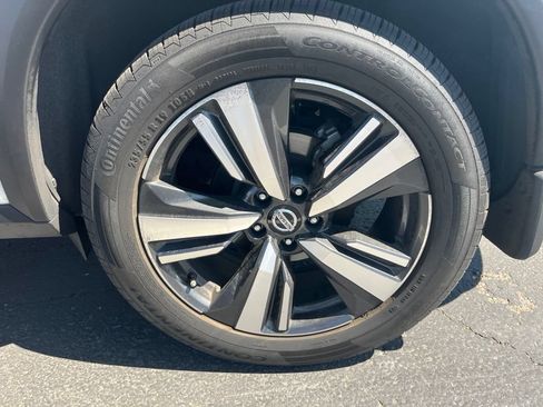 Certified 2021 Nissan Rogue SL w/ Premium Package FWD image 6