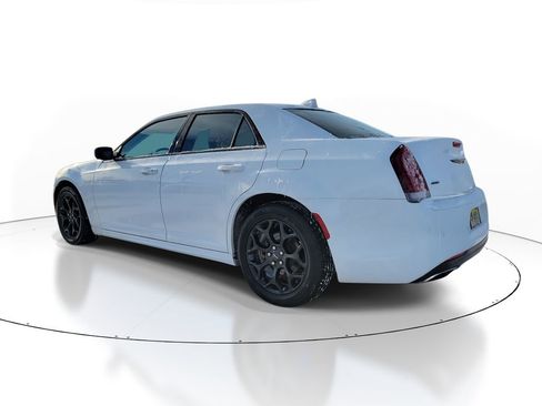 Used 2023 Chrysler 300 Touring L w/ Popular Equipment Group AWD/4WD image 3