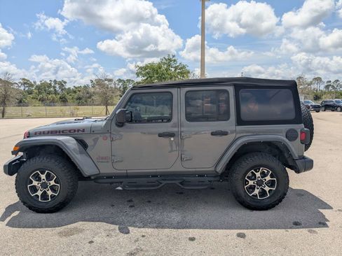 Used 2021 Jeep Wrangler Unlimited Rubicon AWD/4WD image 7