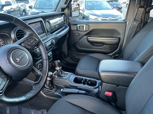 Used 2021 Jeep Wrangler Unlimited Sport image 16