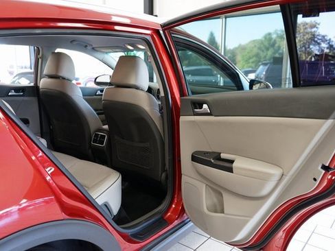 Used 2017 Kia Sportage EX image 44