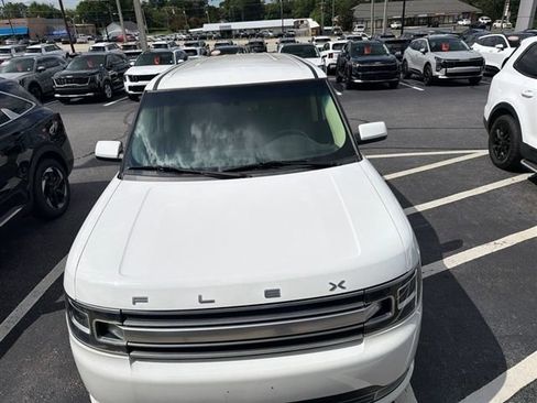 Used 2019 Ford Flex Limited FWD image 3