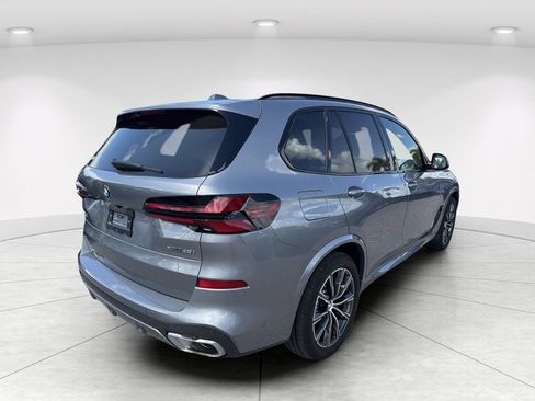 Certified 2025 BMW X5 xDrive40i AWD/4WD image 4