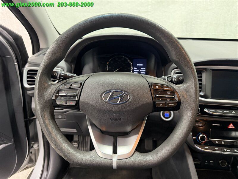 Used 2018 Hyundai Ioniq Blue FWD image 4