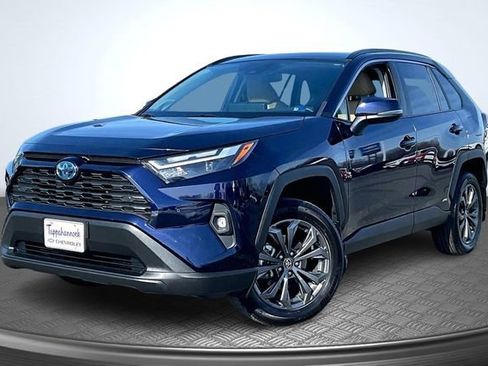Used 2023 Toyota RAV4 XLE Premium image 1