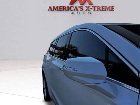 Used 2024 Cadillac XT6 Luxury w/ LPO, Floor Liner Package image 7