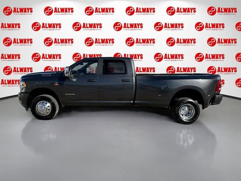 Used 2024 RAM 3500 Laramie image 10