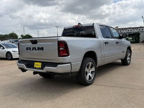 New 2026 RAM 1500 Express image 7
