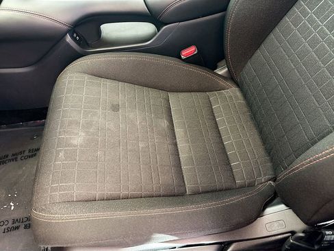 Used 2025 Honda HR-V Sport image 18