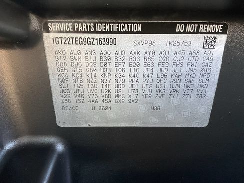 Used 2016 GMC Sierra 2500 SLT w/ Suspension Package, Off-Road image 49