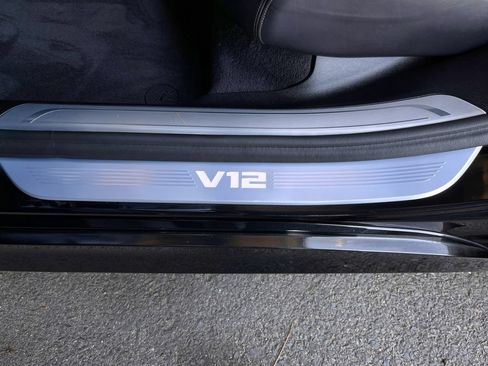 Used 2018 BMW M760i xDrive w/ Luxury Rear Seating Package AWD/4WD image 35