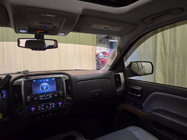 Used 2014 Chevrolet Silverado 1500 LTZ AWD/4WD image 29