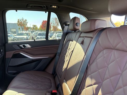Certified 2025 BMW X5 M60i w/ Executive Package image 32