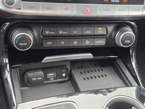 Used 2023 Kia Stinger GT-Line w/ Sun & Sound Package image 20