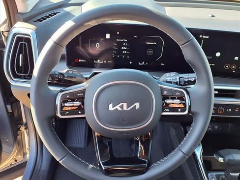 New 2025 Kia Sorento SX image 17