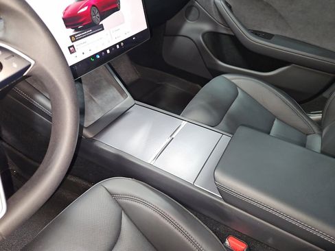 Used 2025 Tesla Model 3 Long Range AWD/4WD image 17