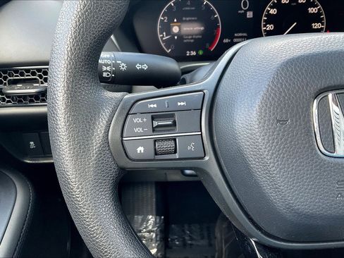 Used 2026 Honda HR-V LX image 11