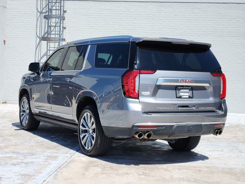 Used 2021 GMC Yukon XL Denali w/ Denali Premium Package AWD/4WD image 6