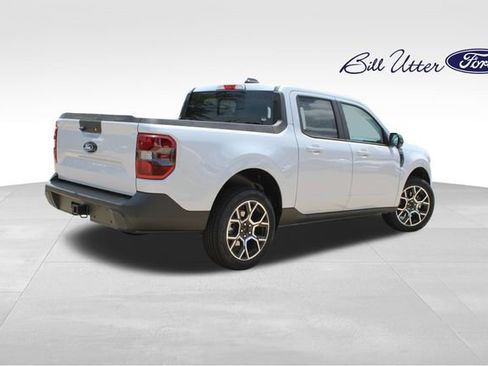 New 2026 Ford Maverick Lariat w/ 4K Tow Package AWD/4WD image 3