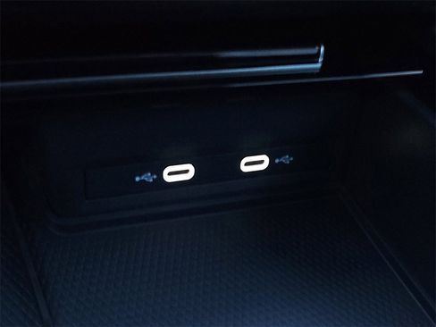 New 2026 Volkswagen Atlas Cross Sport SEL Premium R-Line image 12