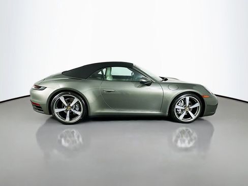 Used 2022 Porsche 911 Carrera image 8