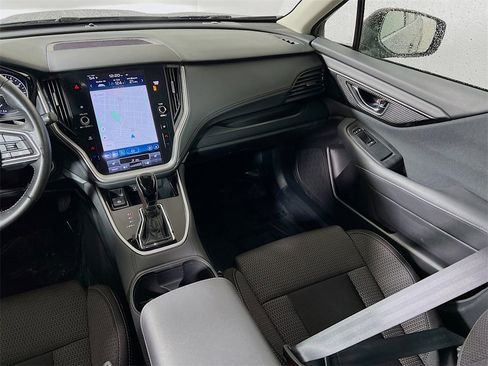 Used 2025 Subaru Outback Premium image 22