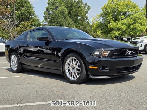 Used 2012 Ford Mustang Premium RWD image 3